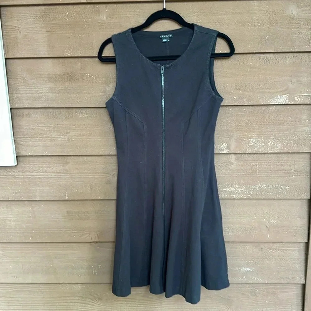 Theory women’s black zip a-line dress size 6